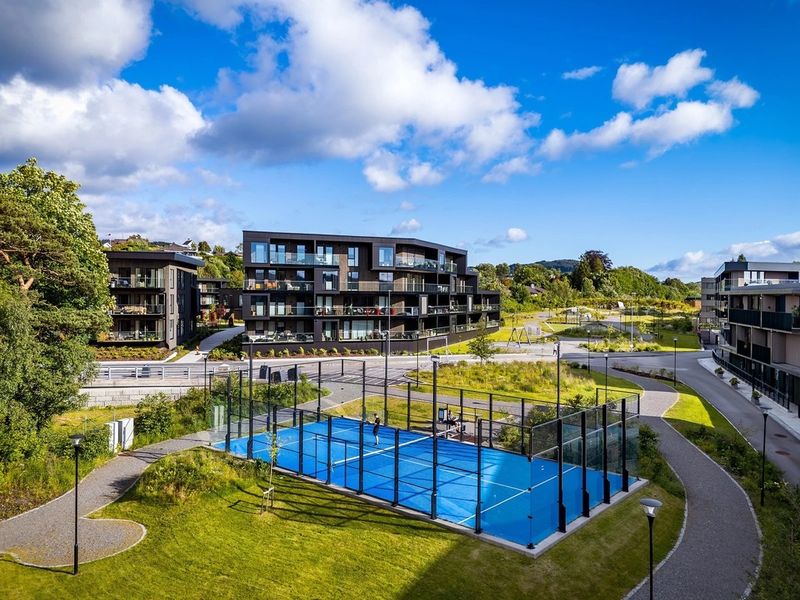Padelbane i miljøparken på Skjoldnes